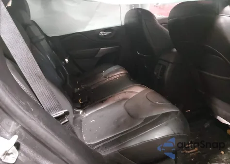 2019 Jeep Cherokee High Altitude 4X4 z USA, uszkodzony, nr VIN 1C4PJMDX8KD362986